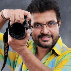 Download Sayurata Notharam - Dayan Vitharana Mp3 Song for free. Latest Sinhala music available on SriTune.